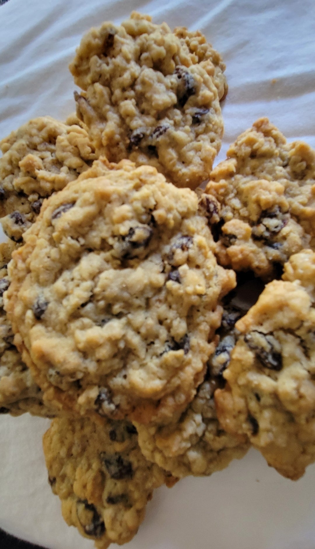 12 Grandpas unbelievable oatmeal raisin cookies