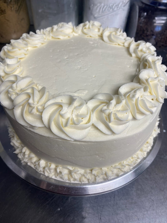 1 vanilla cake double layer 9 inch round serves 10 people